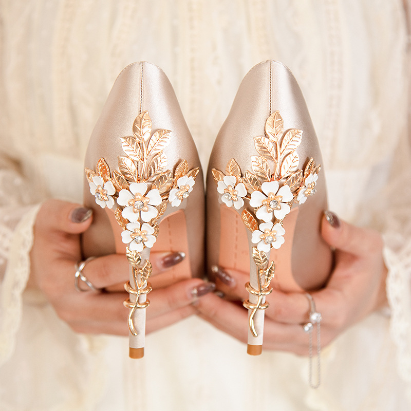 Kadınlar için lüks Metal çiçek - Women Shoes Ysl incelemesi ve fiyatı