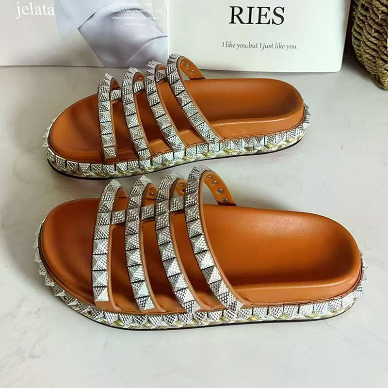 Kırmızı Perçin Çivili Gladyatö - Women'S Shoes Red Bottoms incelemesi ve fiyatı